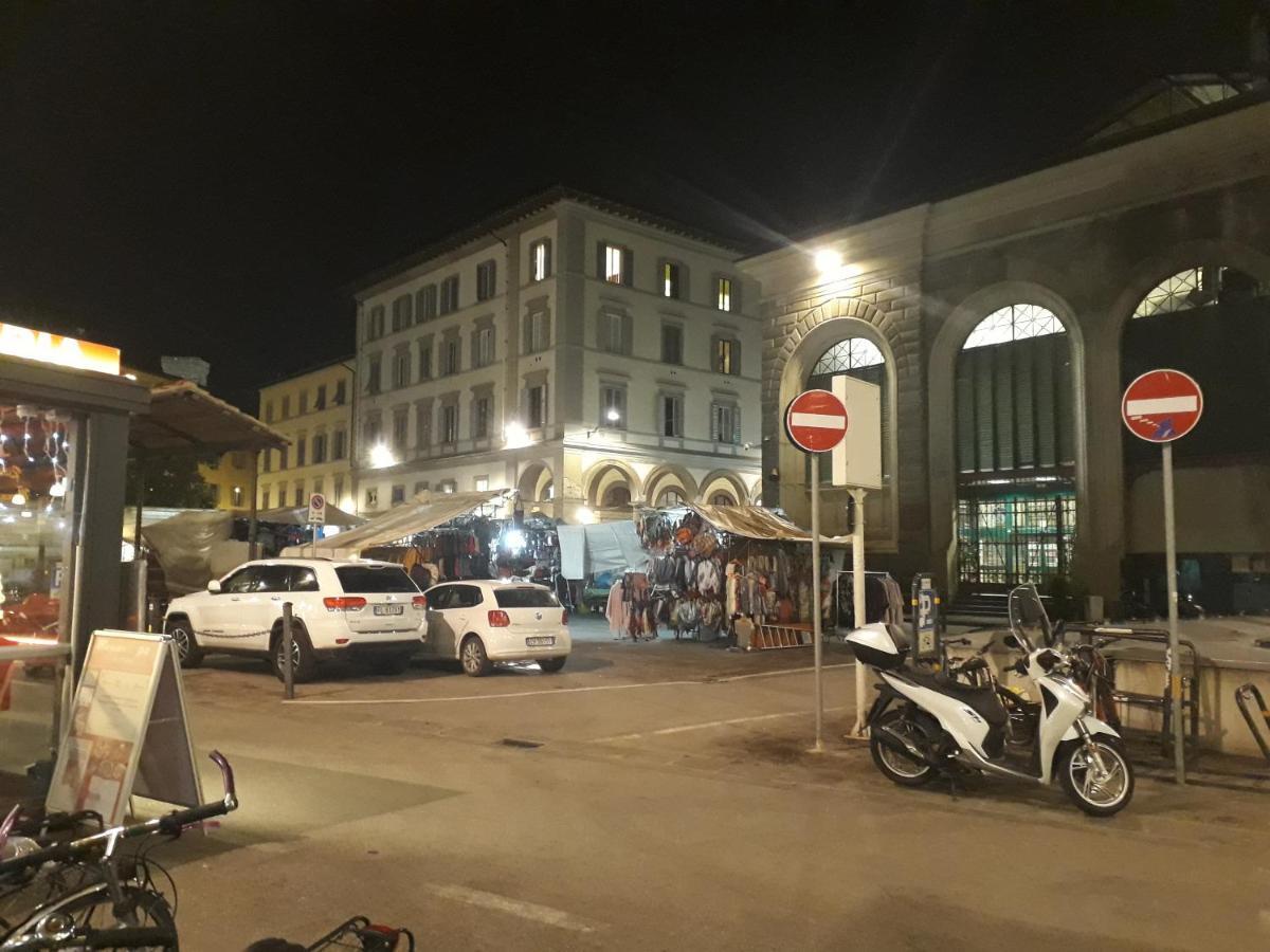 Panoramic Suite Near Duomo And Station Florens Exteriör bild